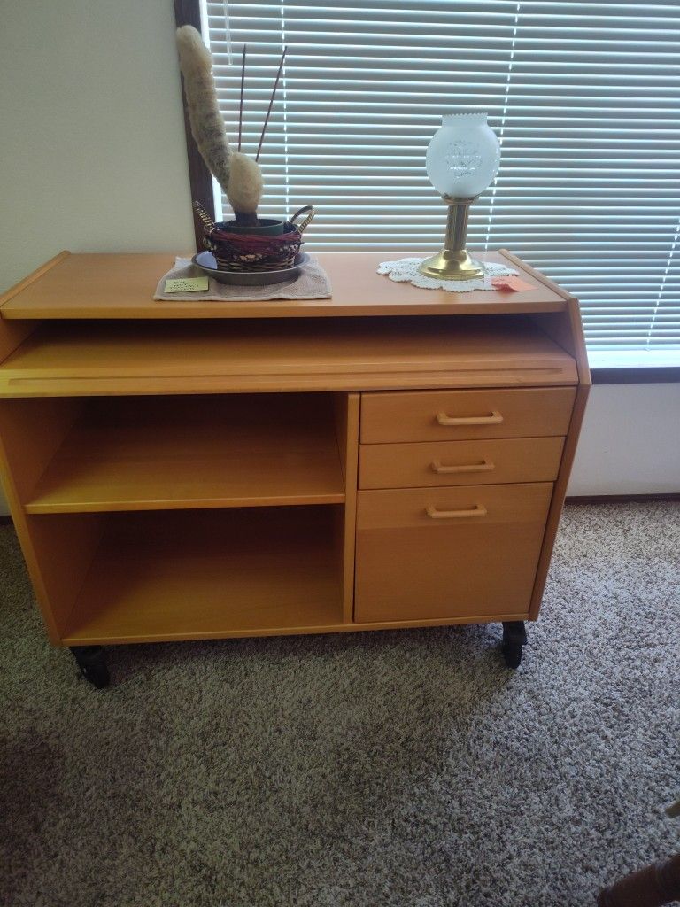 Desk/Shelf
