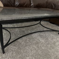 3 piece coffee table earth tones great condition