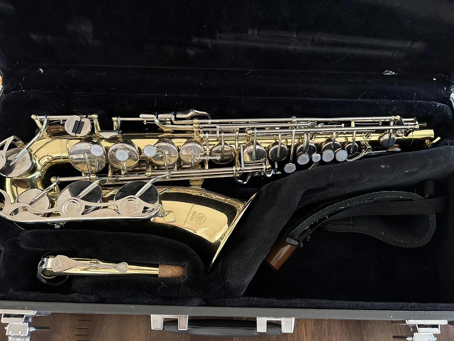 Yamaha Alto Saxophone YAS-23