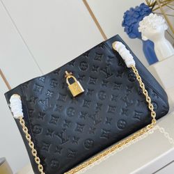 Classic and casual fashion bags