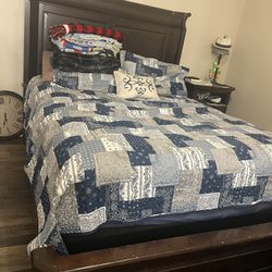 Queen Bed With Box Spring and Mattress 
