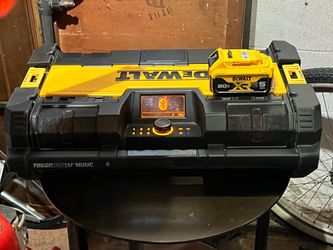 Dewalt Tough System Bluetooth stereo