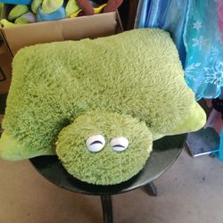 Pillow Pets Plus Frog for Sale in Bertram, TX - OfferUp