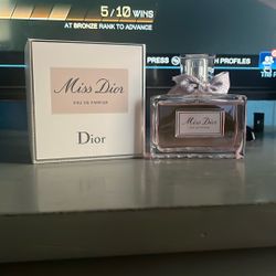 Miss Dior Perfume 