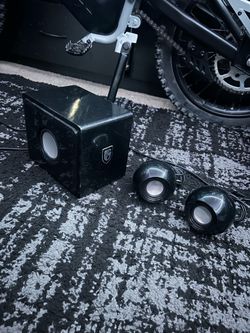 GPX HT12B 2.1 Channel Home Theater Subwoofer & Speakers – Works Great