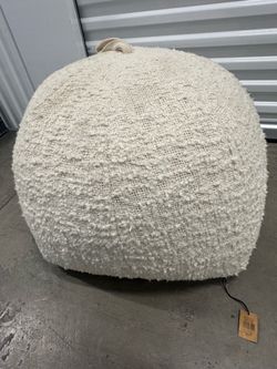 Round Boucle Floor Pouf Ottoman