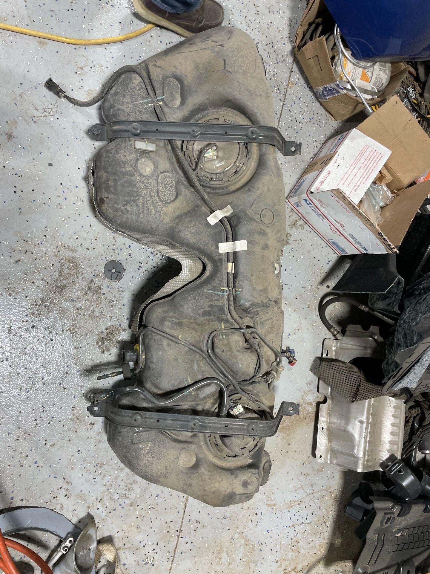 2016 Camaro ss fuel tank