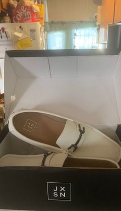 Zapatos color blanco marca jaxson