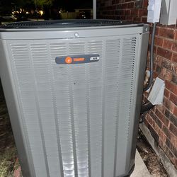 CONDENSER BRAND TRANE 5 TONS 15 SEER 454B WITH INSTALLATION INCLUDED