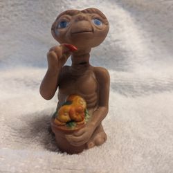 ET Figure Extra Terrestrial Flowers Mini Figurine Vintage 1984 Avon exclusive