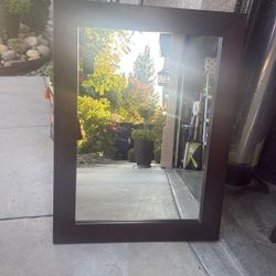 Good Quality Mirror   The 30_40  Inches