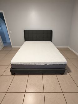 Queen bed