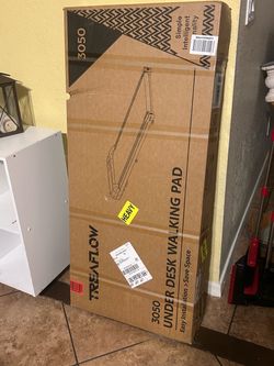 Flat treadmill