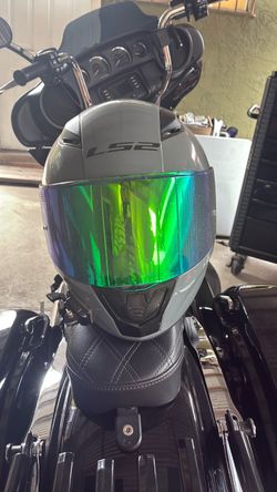 Xl LS2 Full-Face Motorcycle Helmet – For Sale