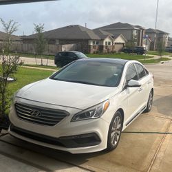 2017 Hyundai Sonata. Limited 