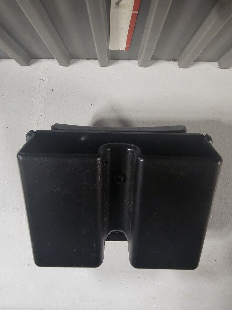 Uncle Mike's Magazine Holder