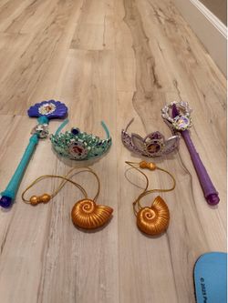 Princess crown and wands