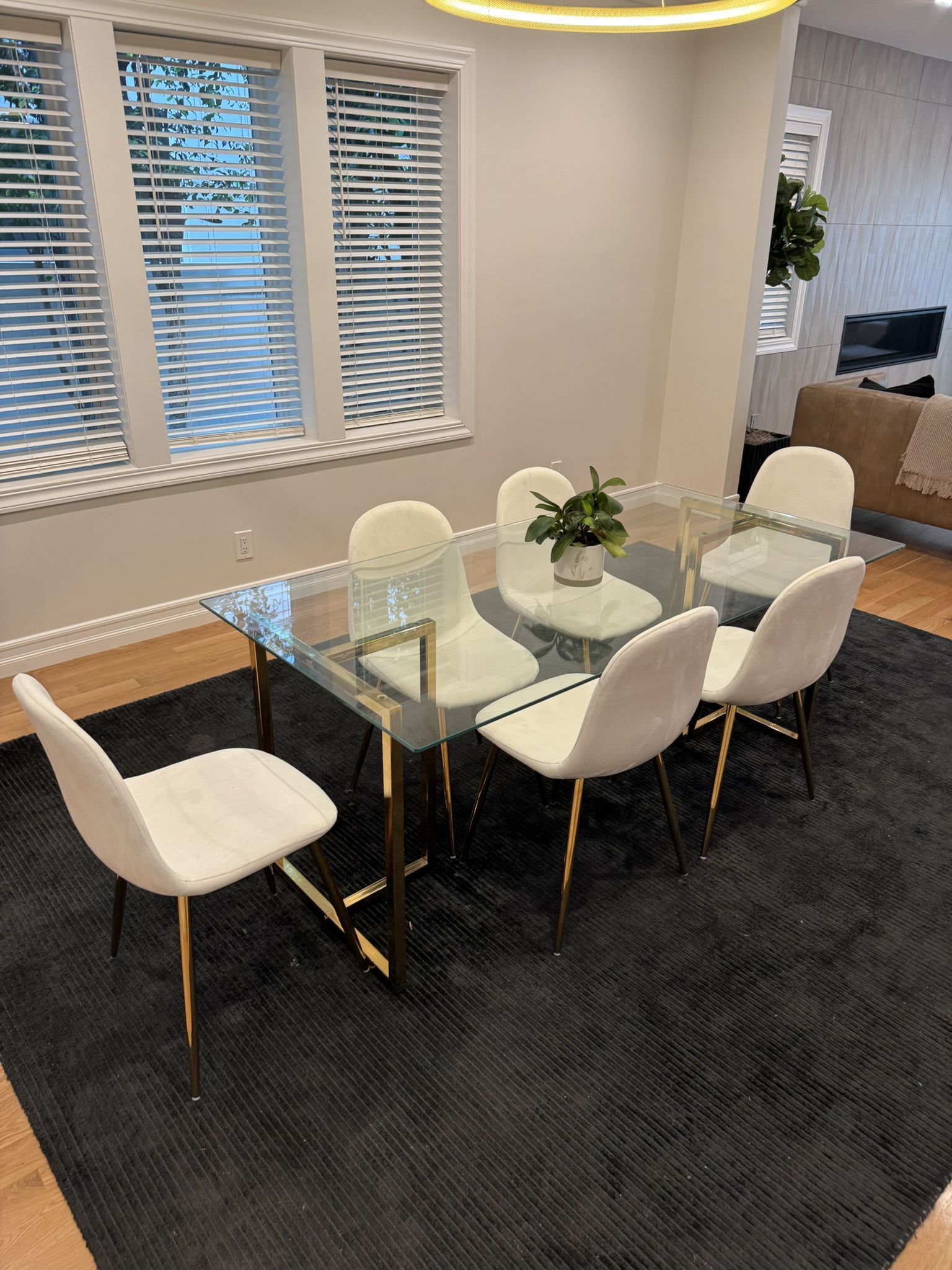 Dining Table Set