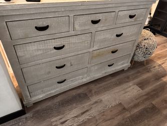 sinclair grey dresser Floren Contemporary Weathered Gray Wood 6-Drawer Dresser – Roundhill  Furniture main image 0