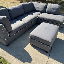 Sectional Couch(FREE DELIVERY ‼️)