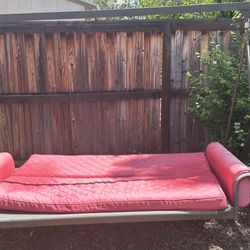 Outdoor Swing 