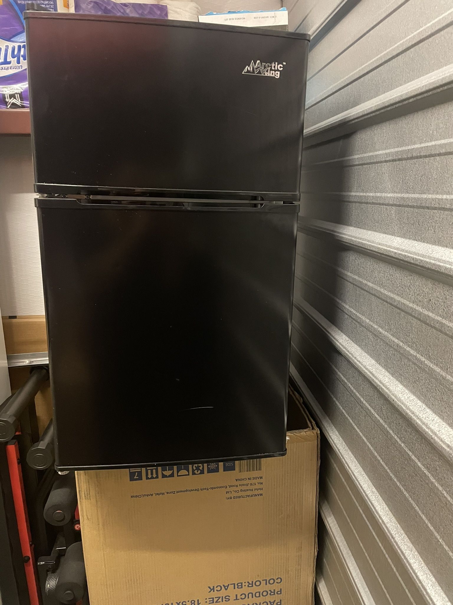Mini Fridge-Arctic King Black