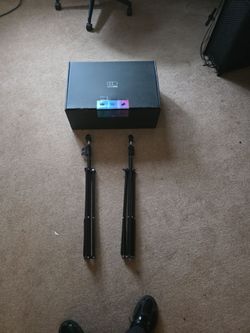 Valve index full kit with base stands