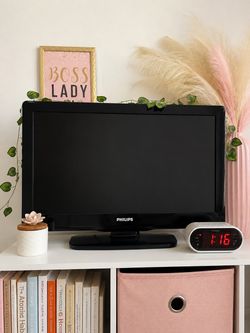 Philips 20” Flat Screen TV – Great Condition