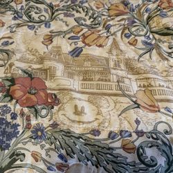 Disneyland Hotel Queen Size Fitted Bedspread Comforter