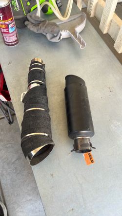 Motorcycle exhaust (FREE)