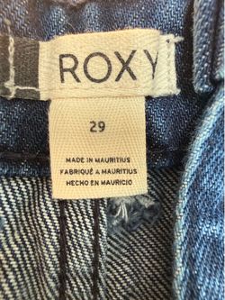Roxy size 29 denim shorts