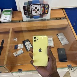 Iphone 11 (unlocked)