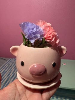 Pig decor