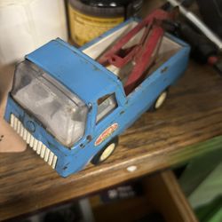 Tonka Trucks A lot Of Pieces 