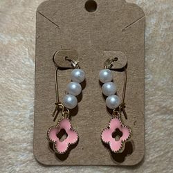 Gold and Pink Clover Earrings