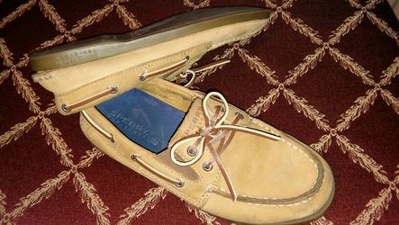 También se habla español No Gender Sperry Kids Size 1 M US