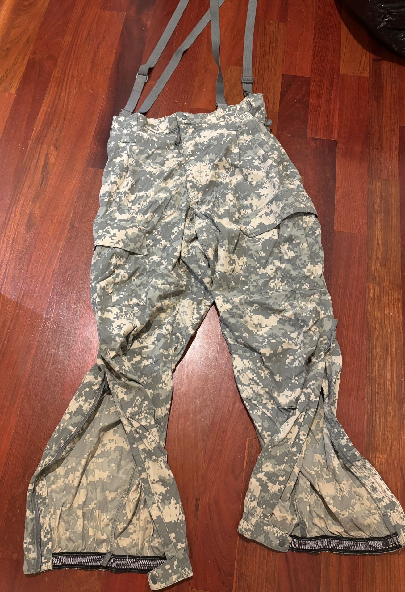 Military Surplus Camo Cold Weather Softshell Gen III L5 Pants
