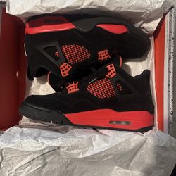 Jordan 4 red thunder