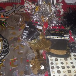 **NEW YEARS EVE DECORATIONS FREE *"