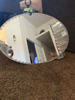 Mirror & Table 