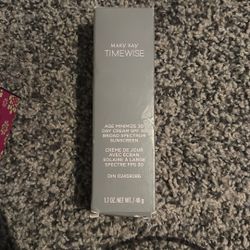 Mary Kay Timewise Age Minimize 3d Day Cream Spf 30 Combination to Oily Skin 1.7 oz