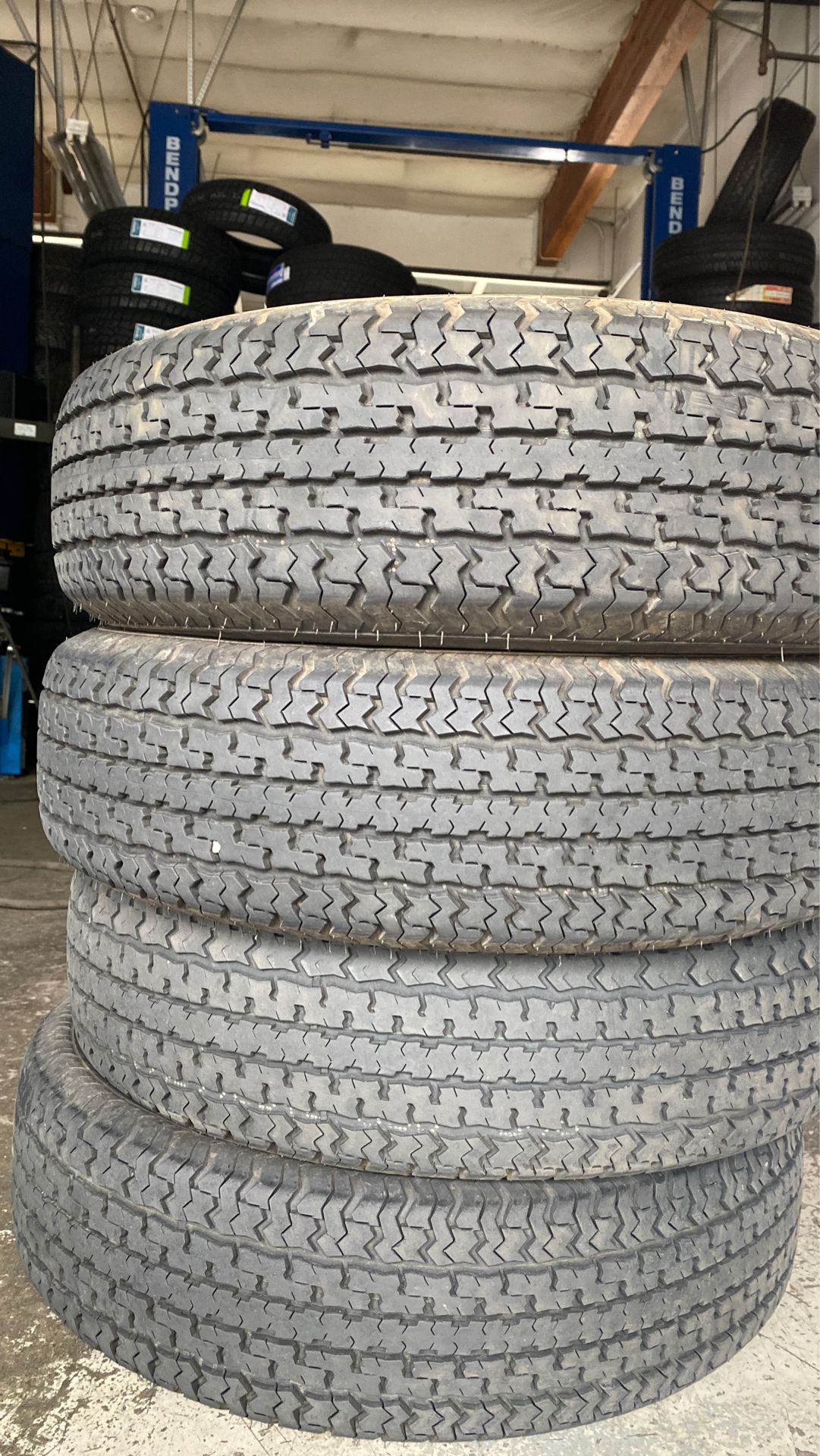 4 used trailer tires ST 225/75/15