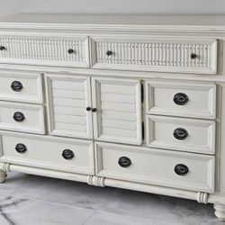 Bedroom Set With Adjustable Mattress 