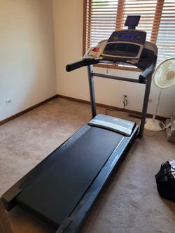 NORDICTRACK C950I ( LIKE NEW & DELIVERY AVAILABLE TODAY)
