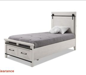 Twin bed