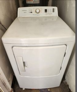 Insignia white washer and dryer