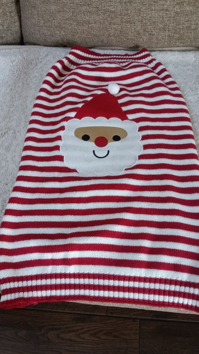 New L-XL Christmas Dog Sweater