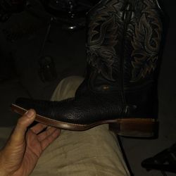 Besserro Boots Size 30 1/2. 