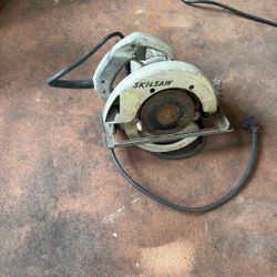 Skil Saw Model 553 7 1/4”  Heavy Duty Saw