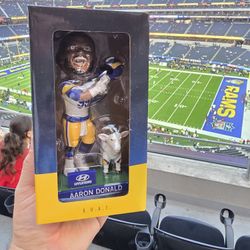 Aaron Donald Bobblehead Giveaway SOFI Stadium 